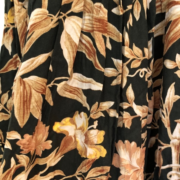 H&M Caftan - Picture 6 of 6